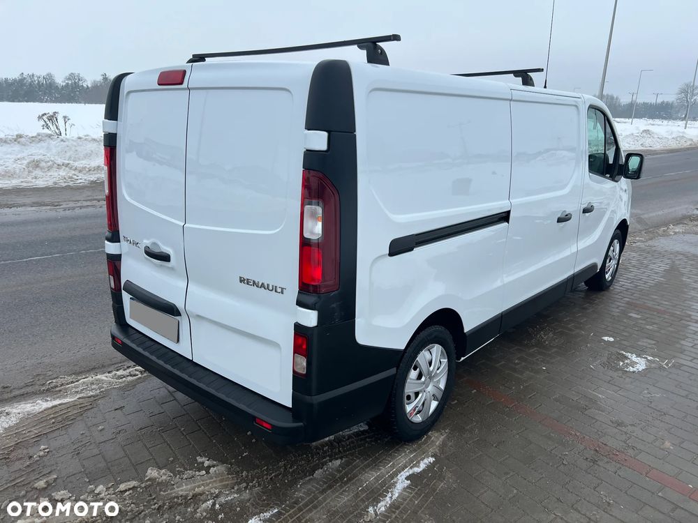 Renault Trafic - 15