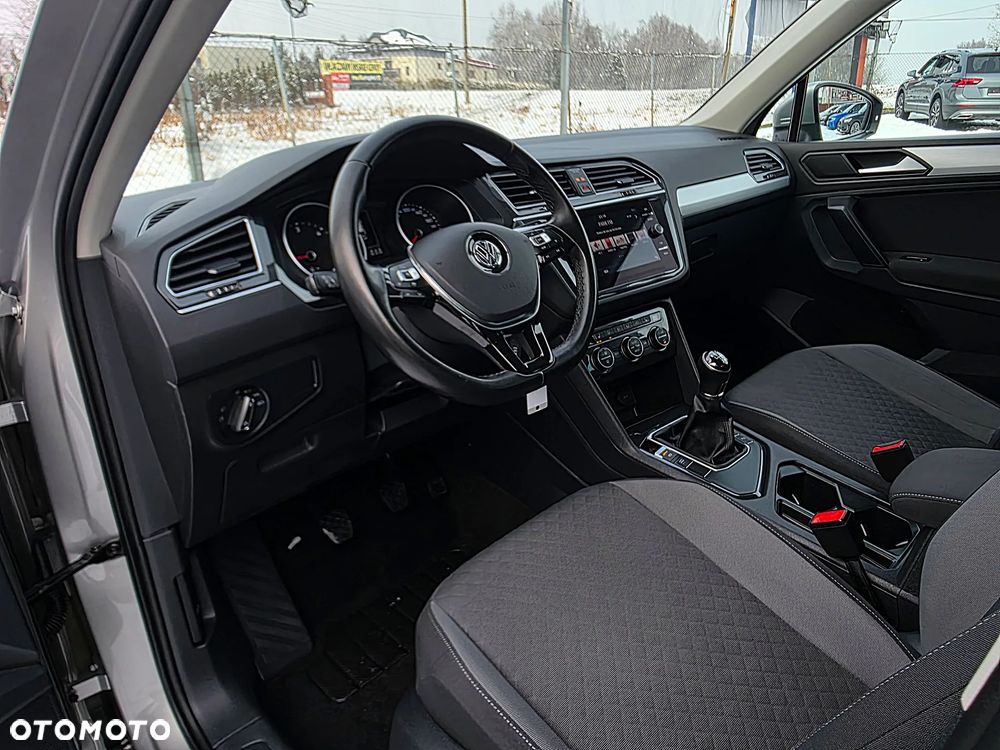 Volkswagen Tiguan 1.6 TDI SCR Comfortline - 10