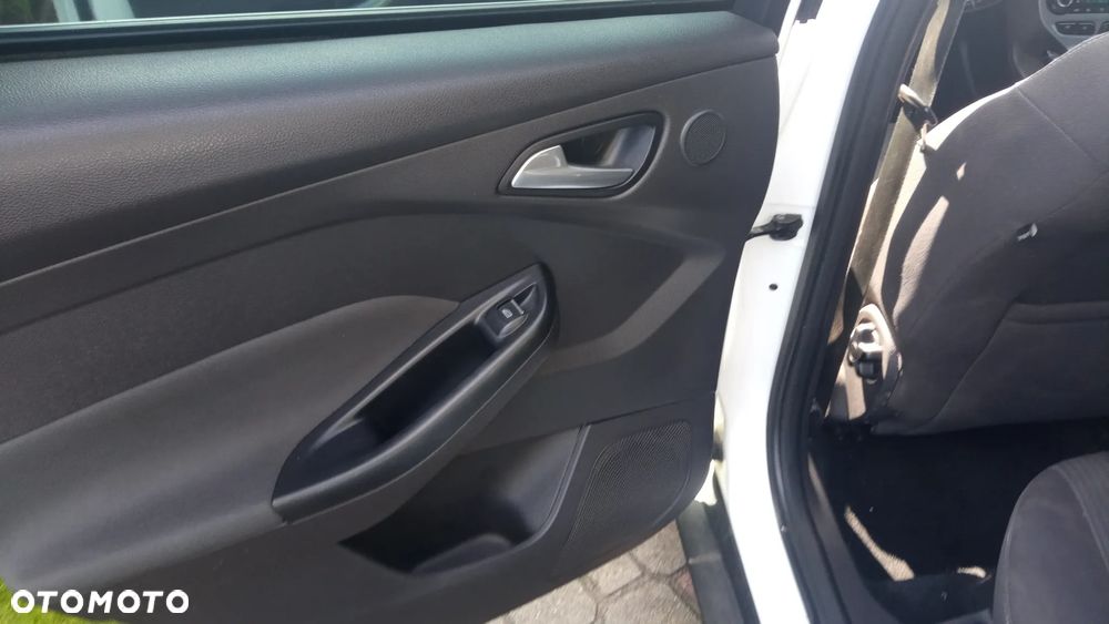Ford Focus 1.0 EcoBoost Titanium - 20