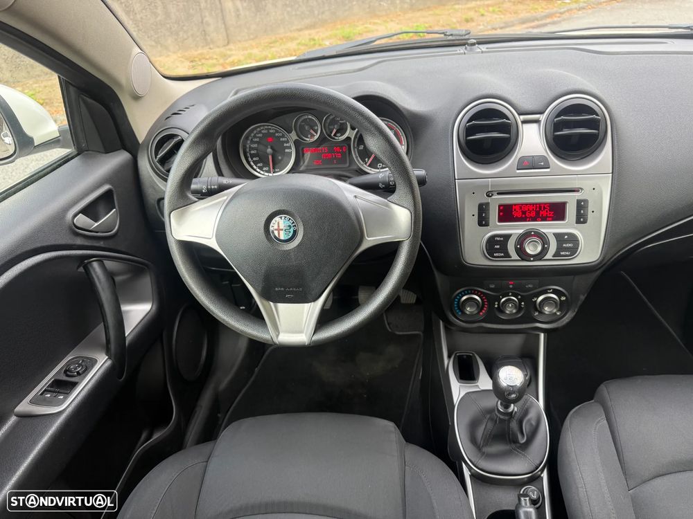 Alfa Romeo MiTo 1.3 JTD Distinctive - 16