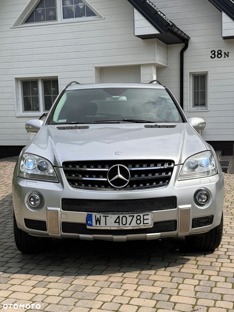 Mercedes-Benz ML 500 4-Matic - 17