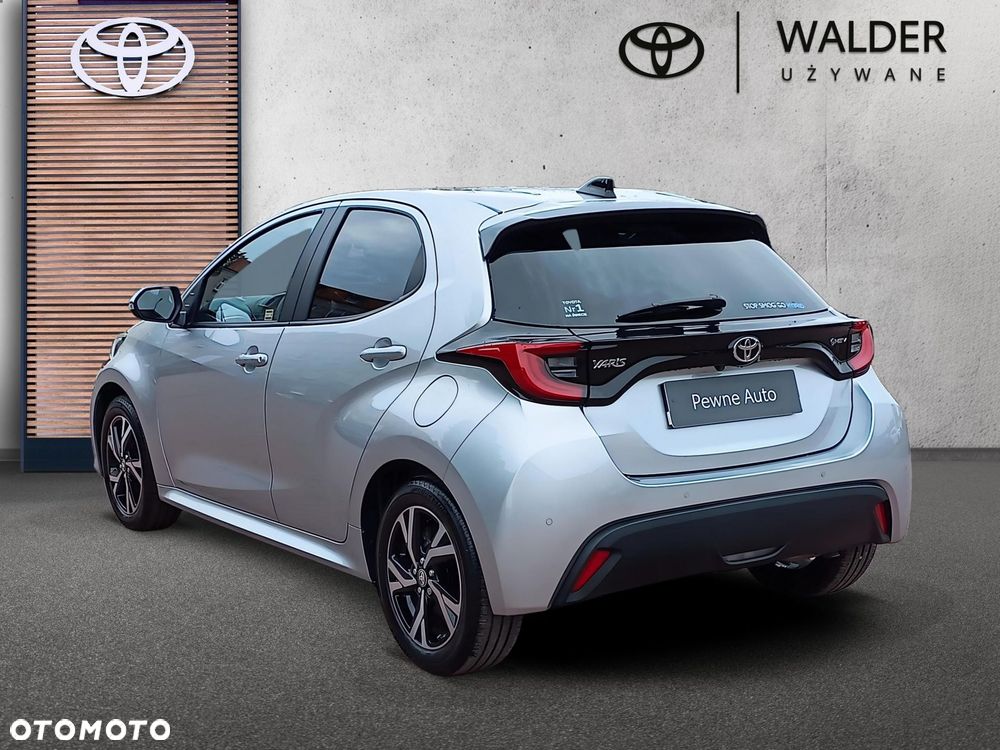 Toyota Yaris Hybrid 1.5 Style - 4