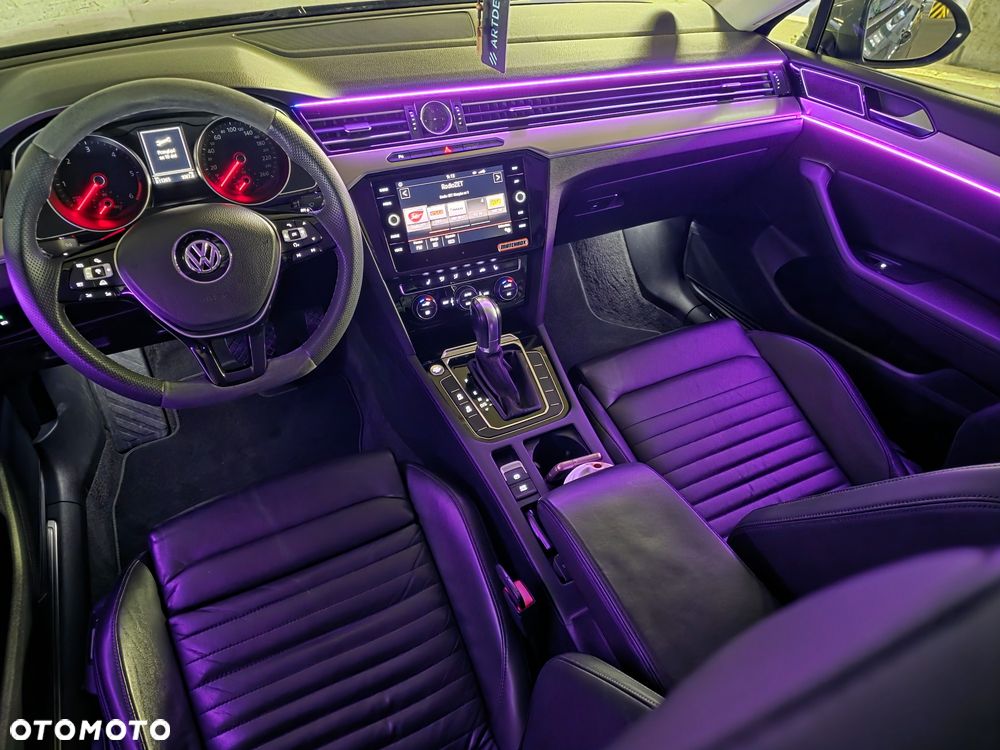 Volkswagen Passat - 3