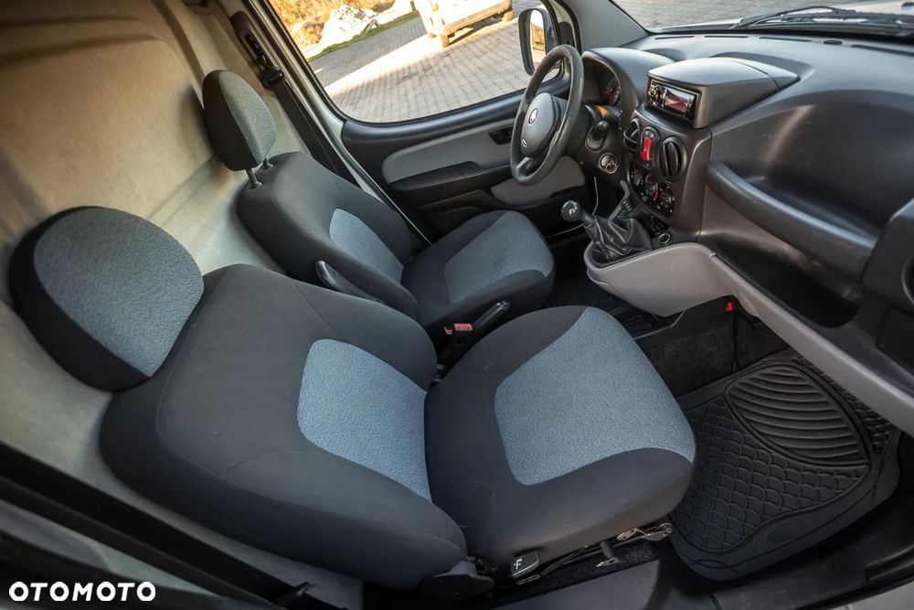 Fiat Doblo - 17