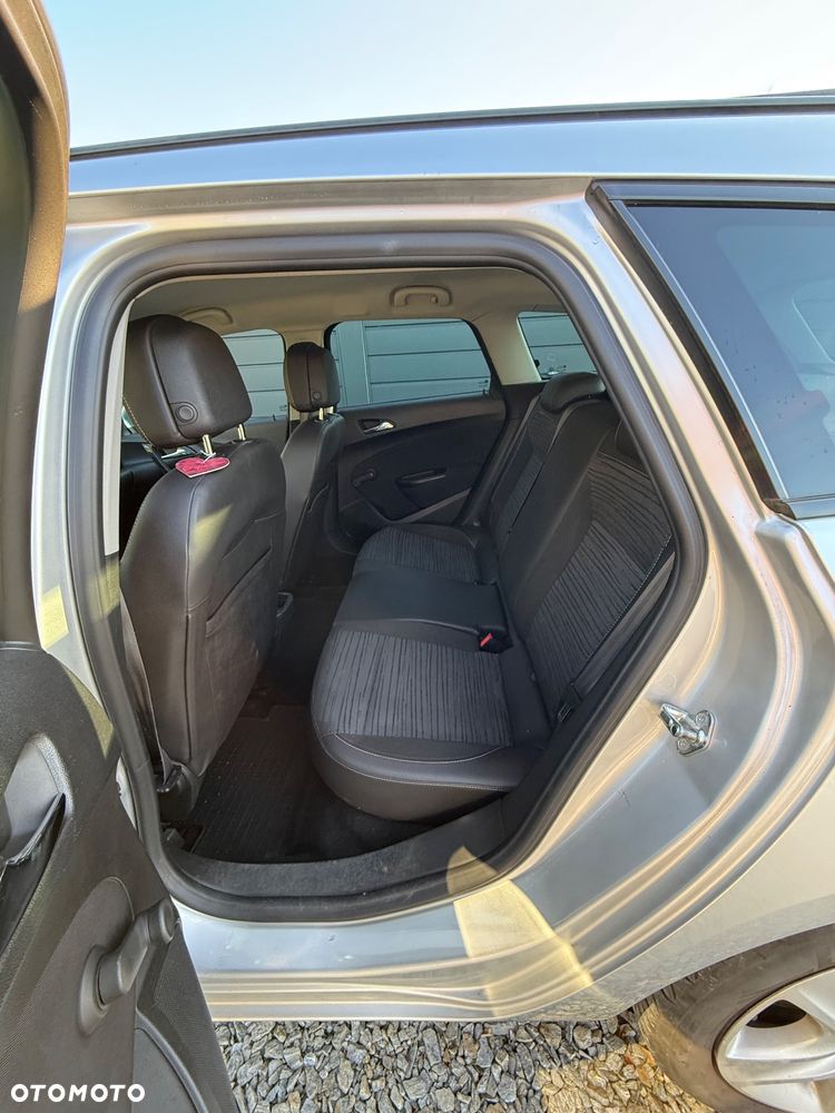 Opel Astra 1.6 CDTI DPF ecoFLEX Sports TourerStart/Stop Exklusiv - 13