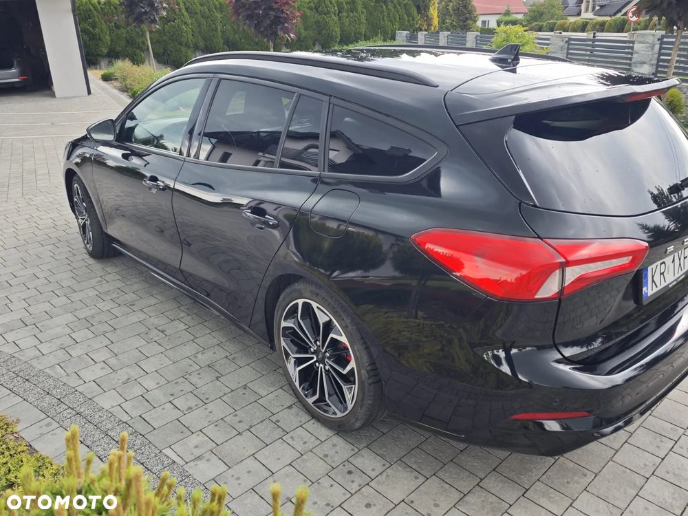 Ford Focus 1.5 EcoBoost ST-Line - 6