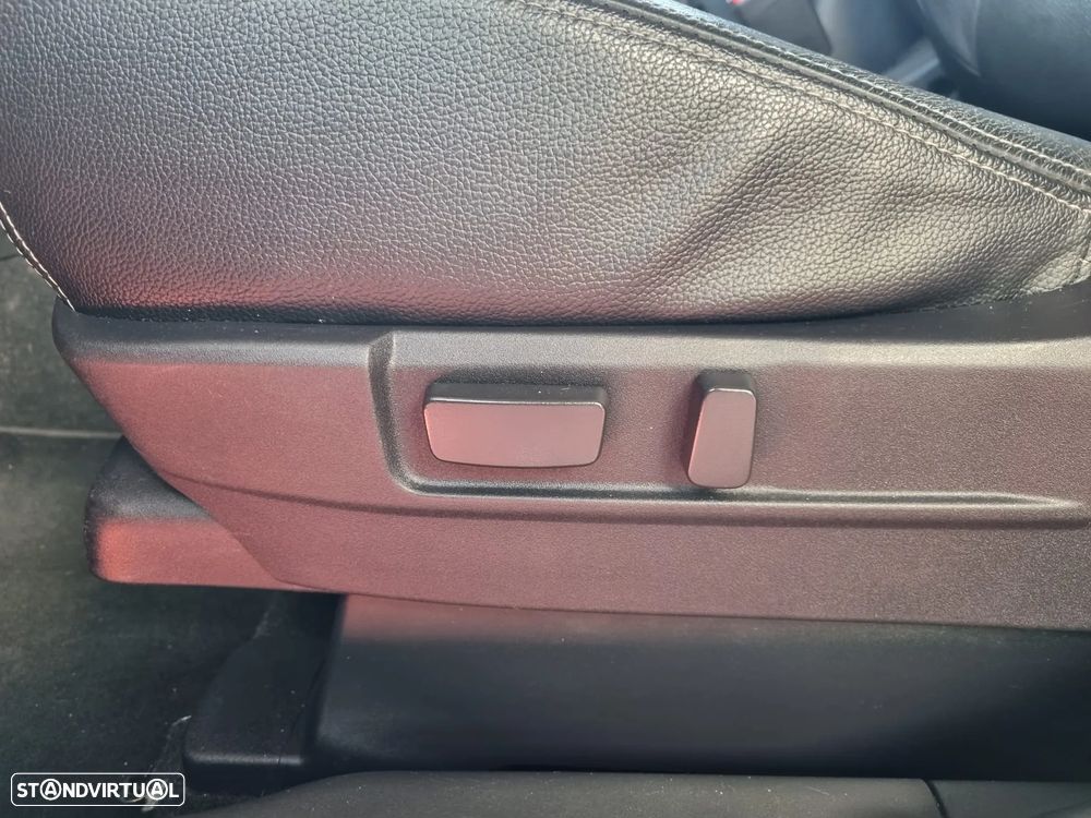 Mitsubishi Outlander 2.2 DI-D Intense - 33