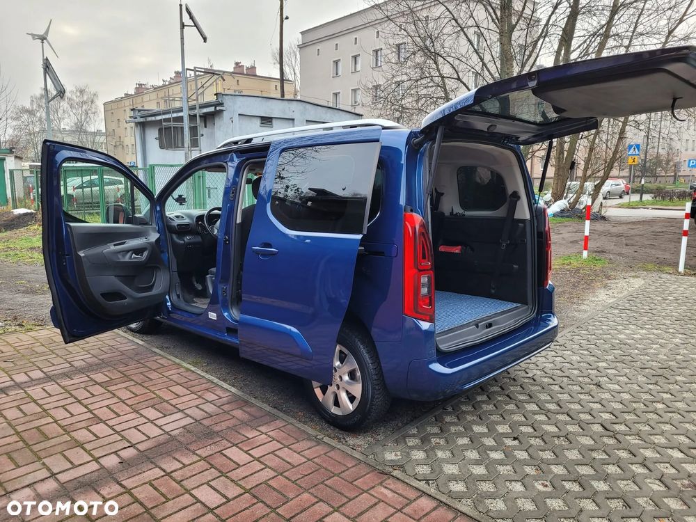 Opel Combo 1.2 Turbo Enjoy S&S - 3