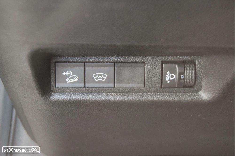 Jeep Avenger 54 kWh Summit - 26