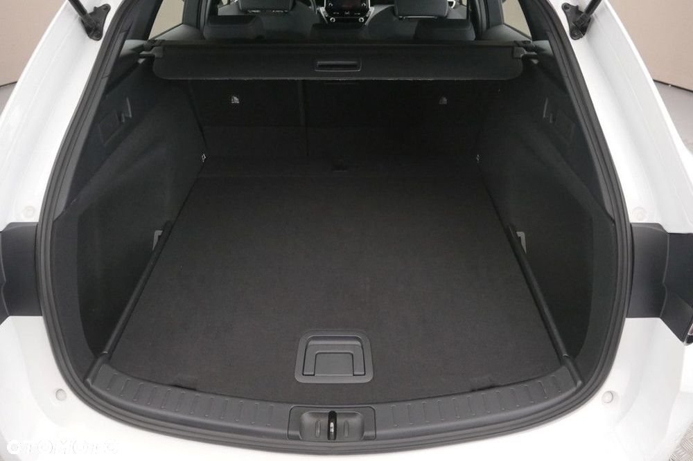 Toyota Corolla 1.8 Hybrid Comfort - 16