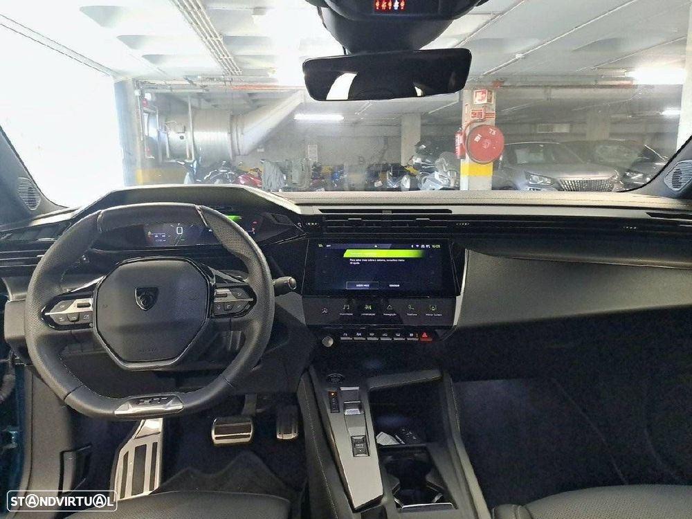 Peugeot 408 1.2 PureTech GT EAT8 - 8