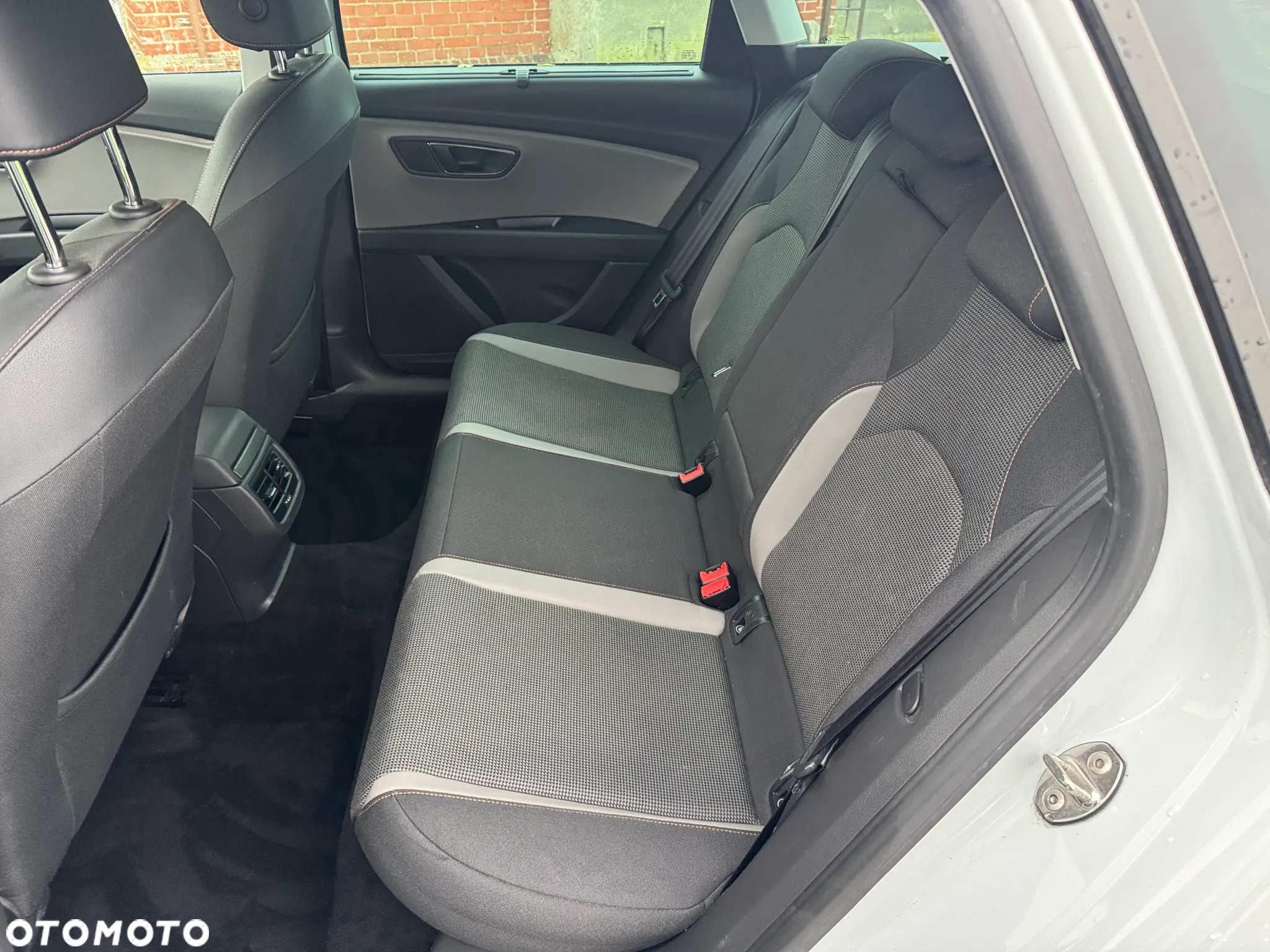 Seat Leon ST 1.6 TDI Start&Stop X-Perience - 19