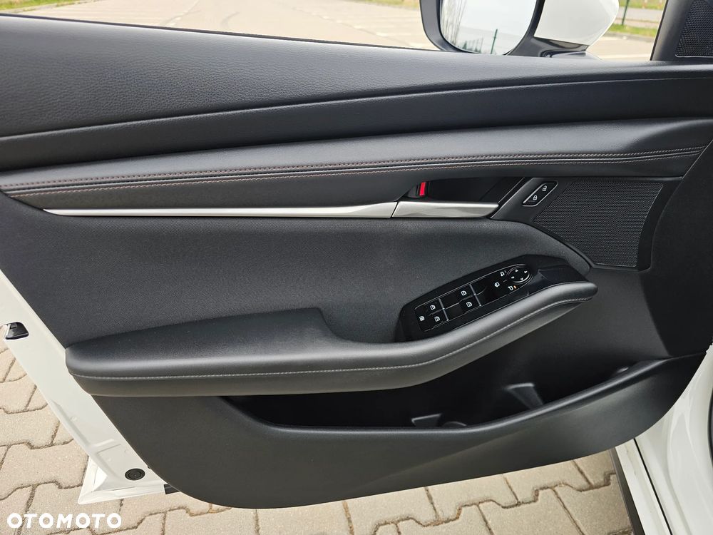 Mazda 3 2.0 mHEV 100th Anniversary - 13