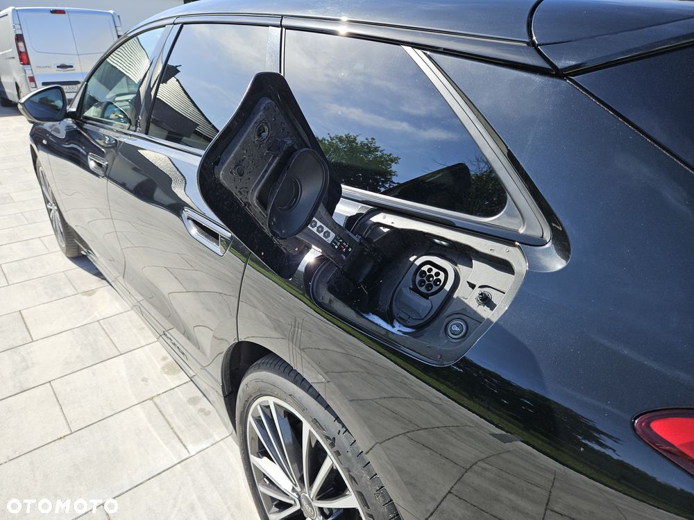 Audi A6 Avant e-tron - 6