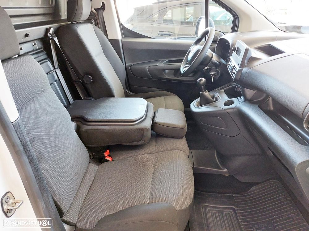 Toyota Proace City 1.5D L1 Comfort - IVA Dedutível - 33