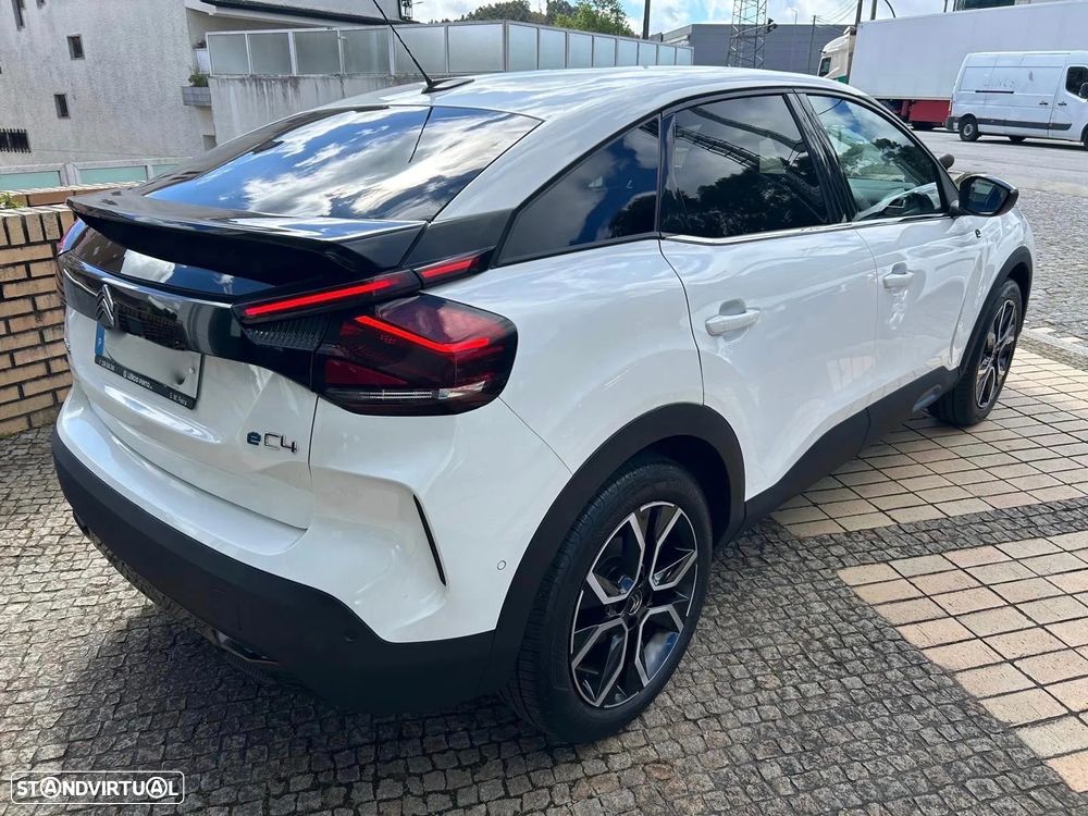 Citroën e-C4 50 kWh Shine - 4