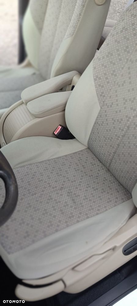 Renault Grand Scenic Gr 1.6 16V Confort Authentique - 19