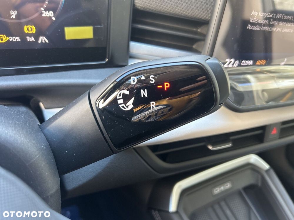 Volkswagen T-Roc - 24