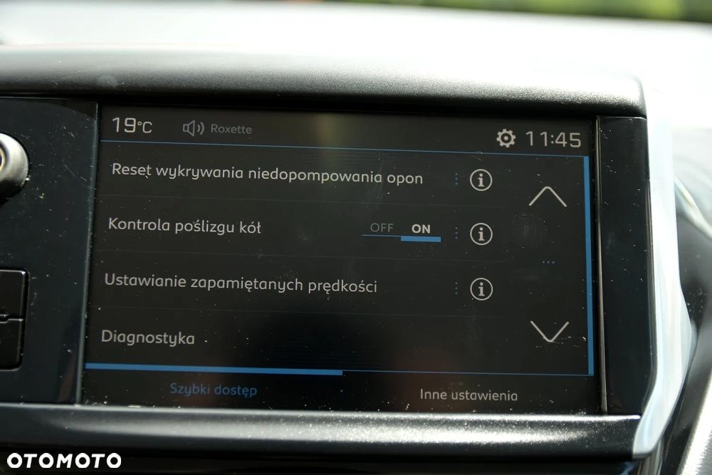 Peugeot 208 - 37