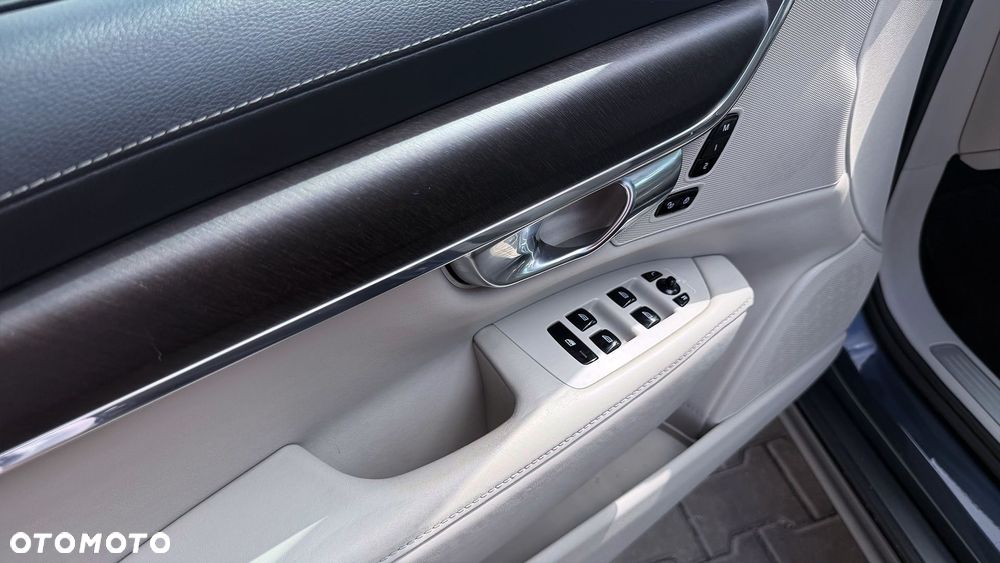 Volvo V90 Cross Country D5 AWD - 8