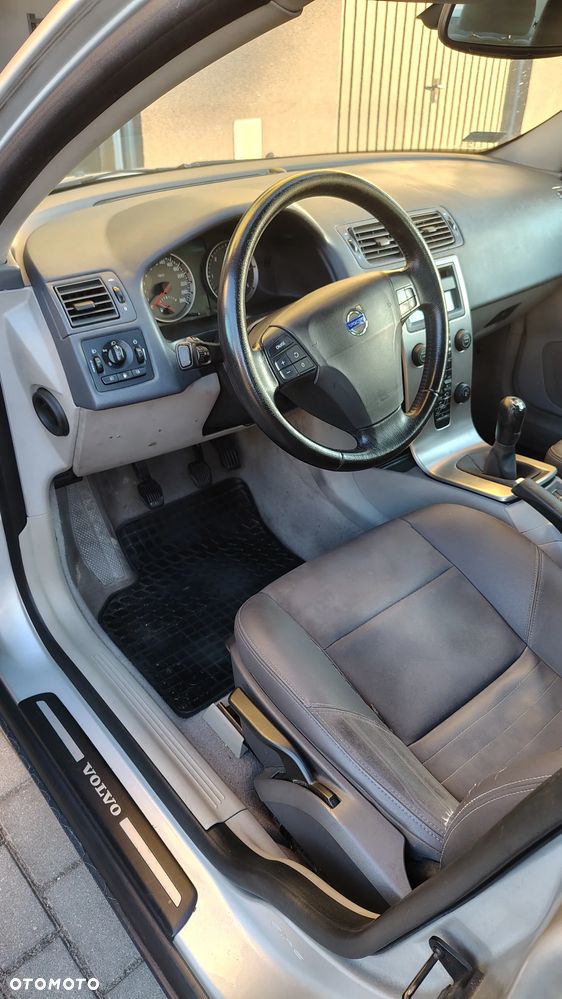 Volvo S40 2.0D Momentum - 10