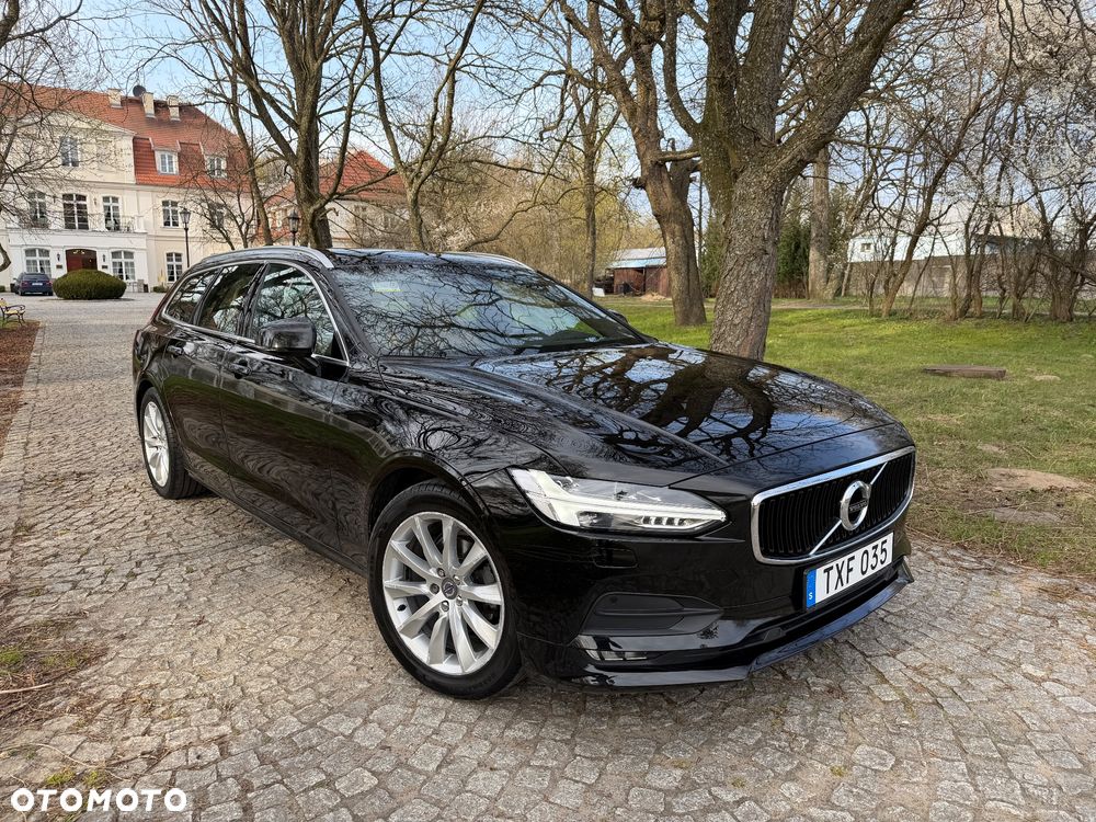 Volvo V90 D4 Geartronic Momentum Pro - 2