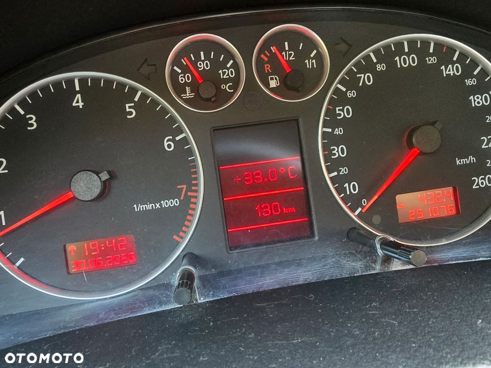 Audi A6 Limousine 2.4 - 9