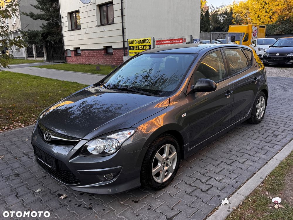 Hyundai i30 1.4 Classic + - 6