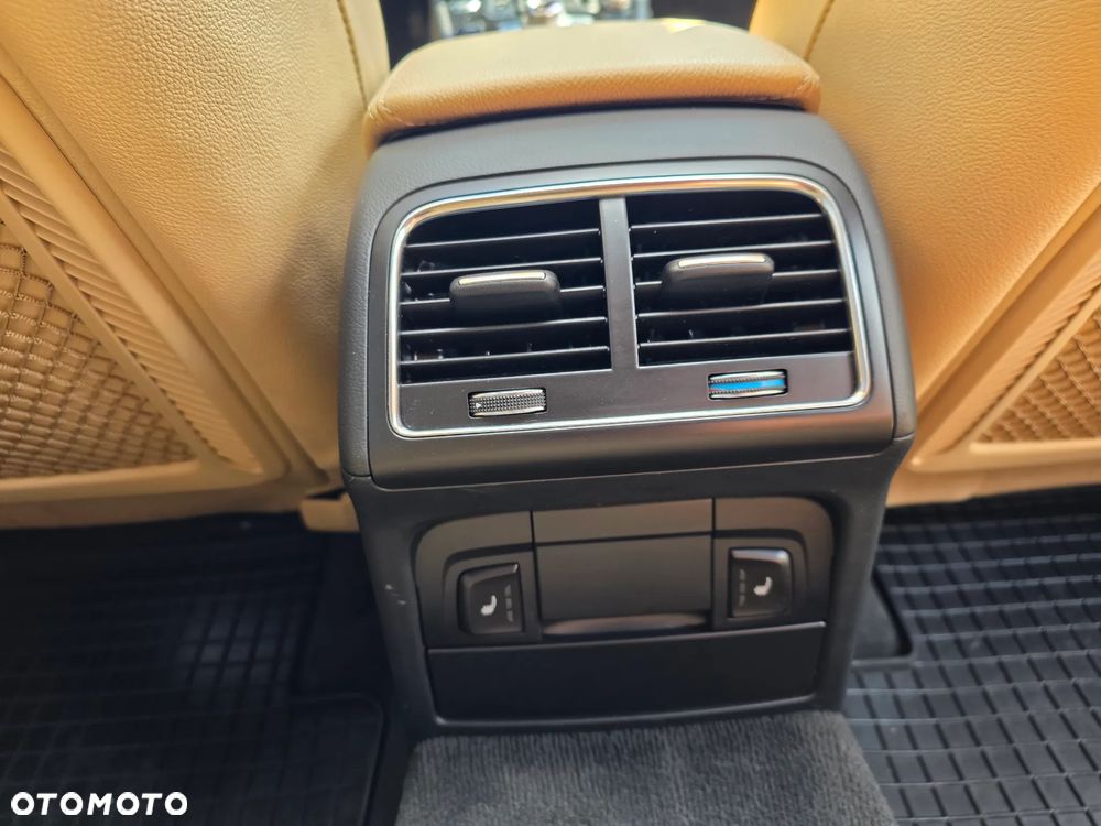 Audi A4 Avant 2.0 TDI DPF multitronic Ambiente - 20