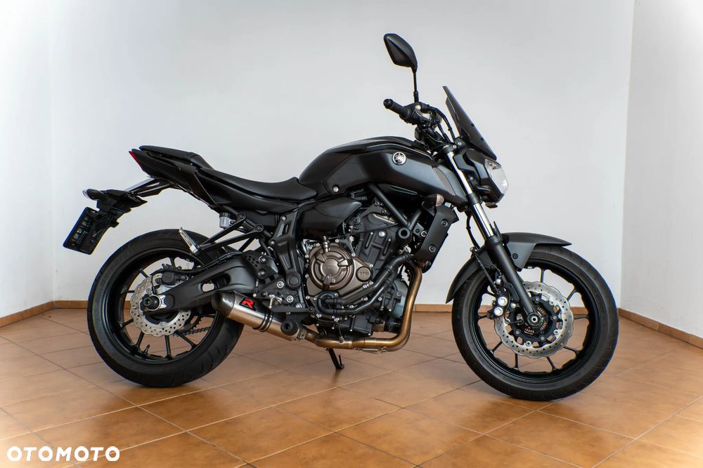 Yamaha MT - 2