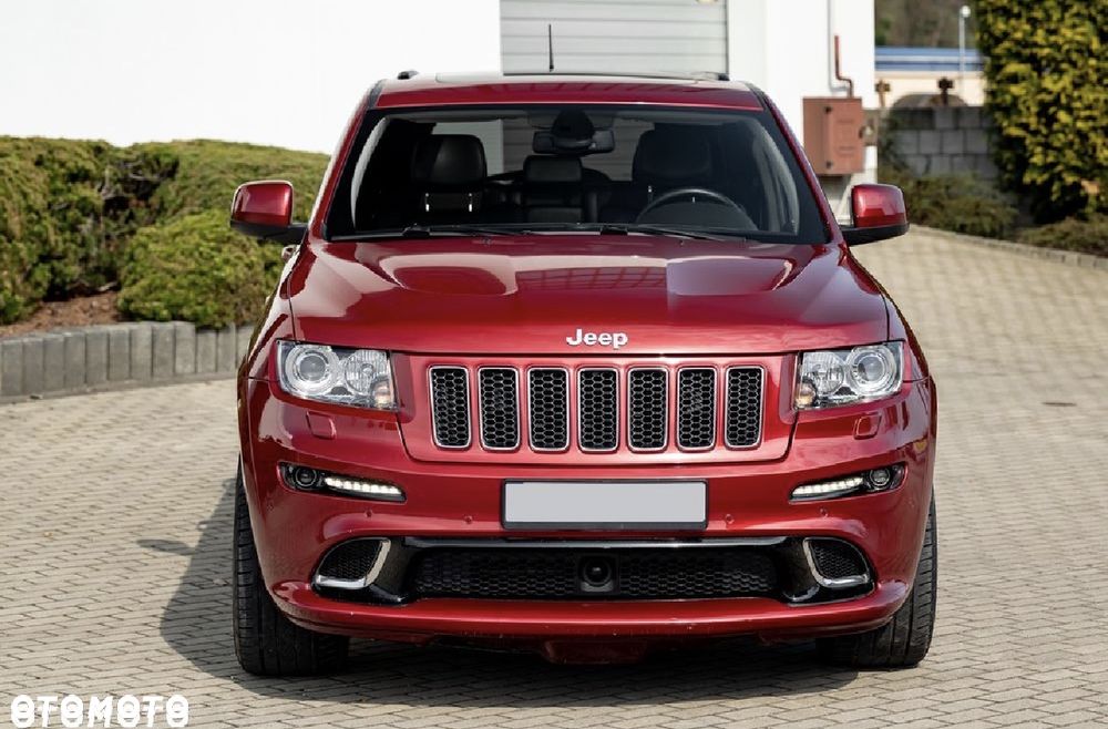 Jeep Grand Cherokee SRT8 - 5
