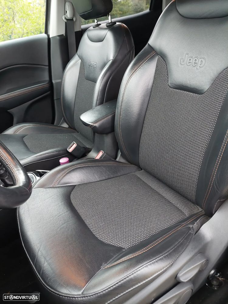 Jeep Compass 1.6 M-Jet Limited - 9