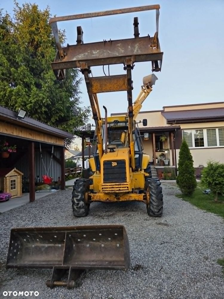JCB 3CX - 9