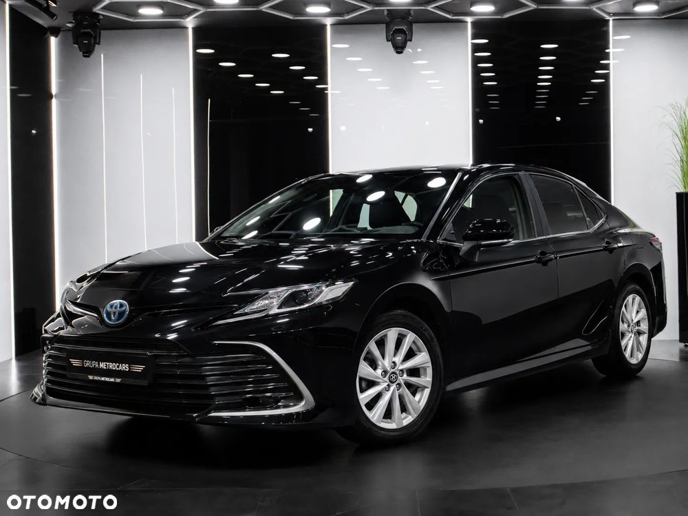 Toyota Camry 2.5 Hybrid Comfort CVT - 2