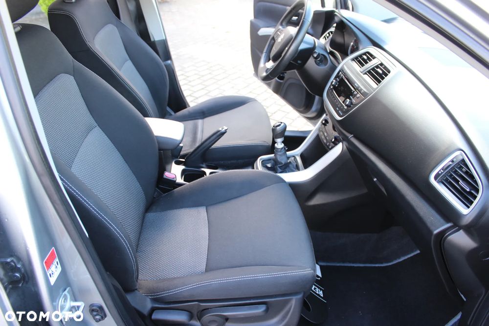 Suzuki SX4 S-Cross 1.6 DDiS 4x2 Comfort - 24