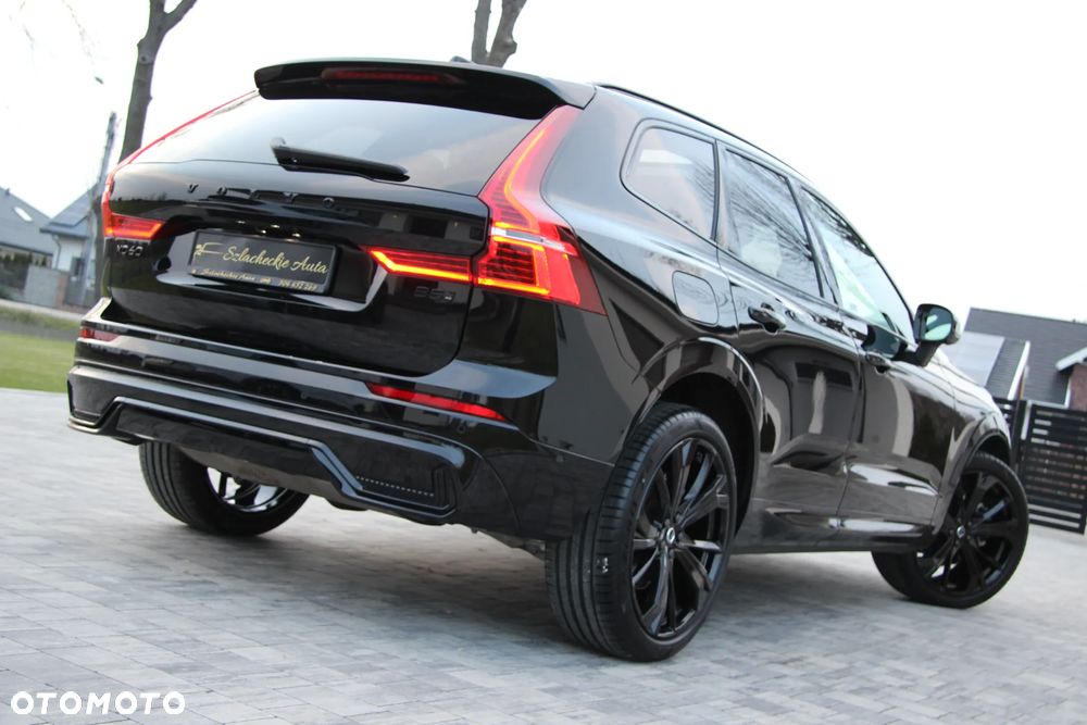 Volvo XC 60 B5 B AWD Plus Black Edition - 31