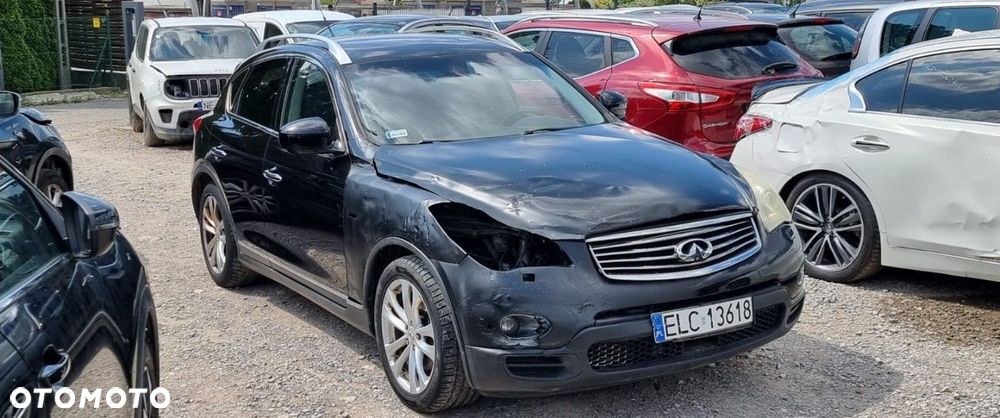 Infiniti EX - 2