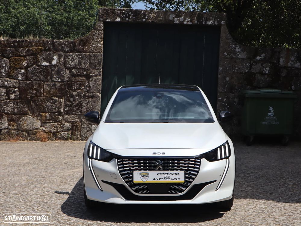 Peugeot e-208 GT - 6