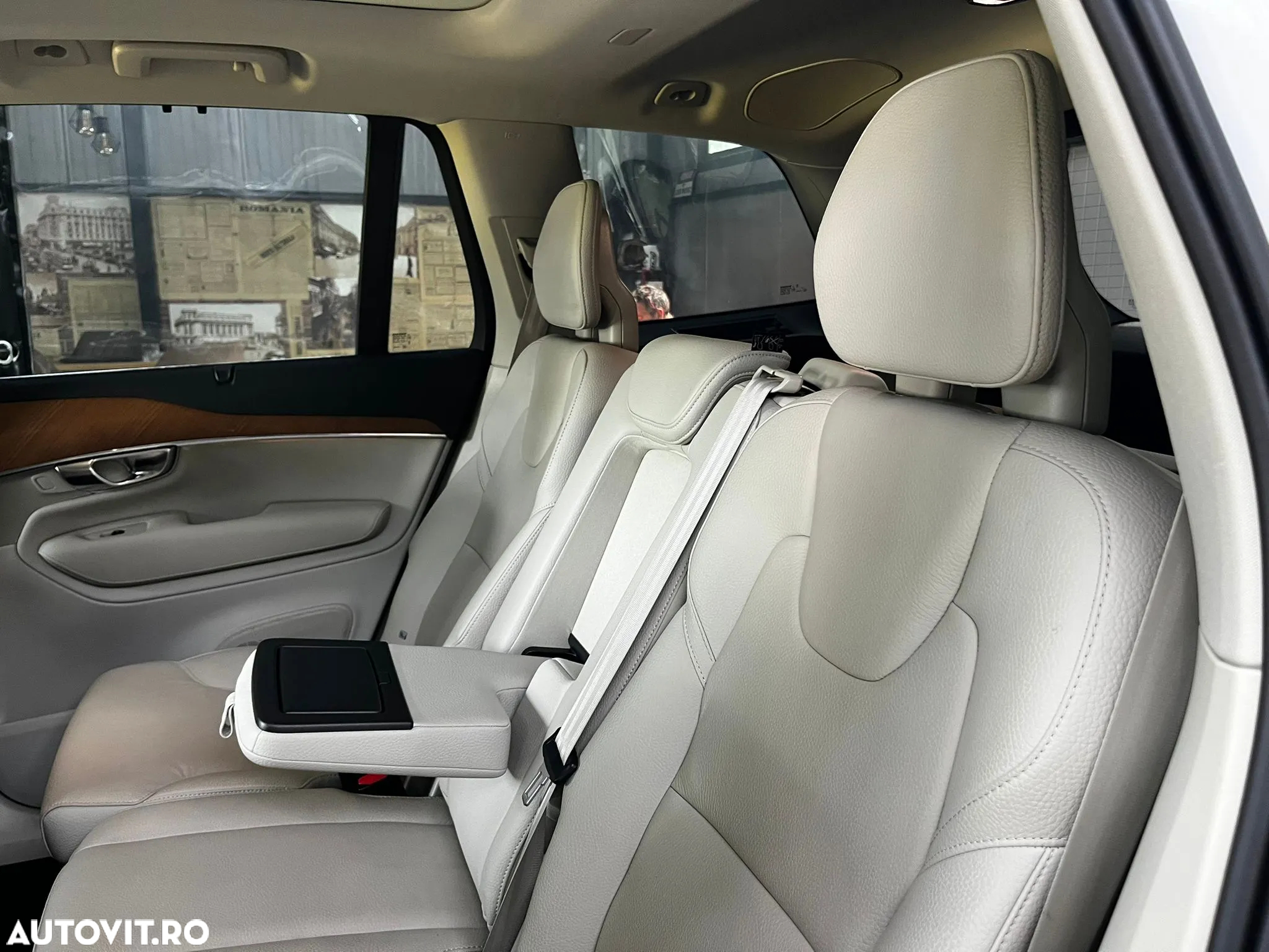 Volvo XC 90 T8 AWD Recharge Geartronic Inscription - 28