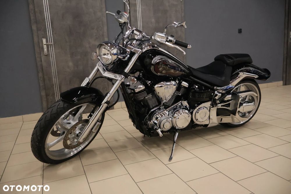 Yamaha XV - 24