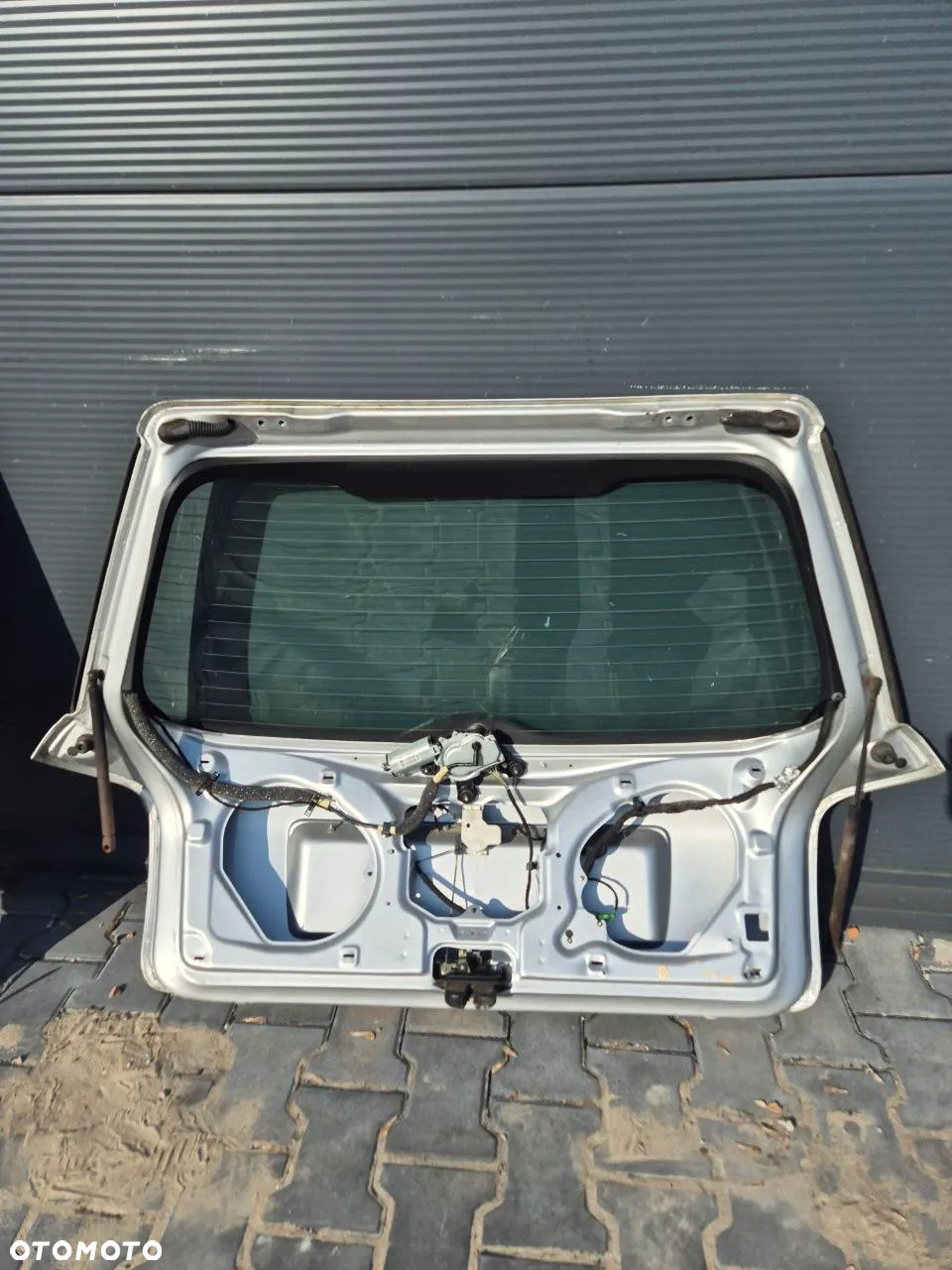 KLAPA / MASKA / DRZWI AUDI A4 B5 PRZED LIFT - 13