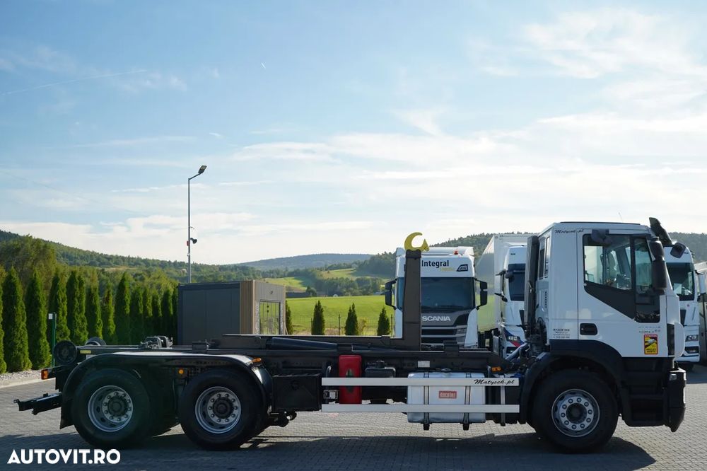 Iveco STRALIS 420 / CAMIOANĂ CU CÂRLIG / 6X4 / MAREL / CAPACITATE DE RIDICARE 17.275 KG / EURO 6 - 7