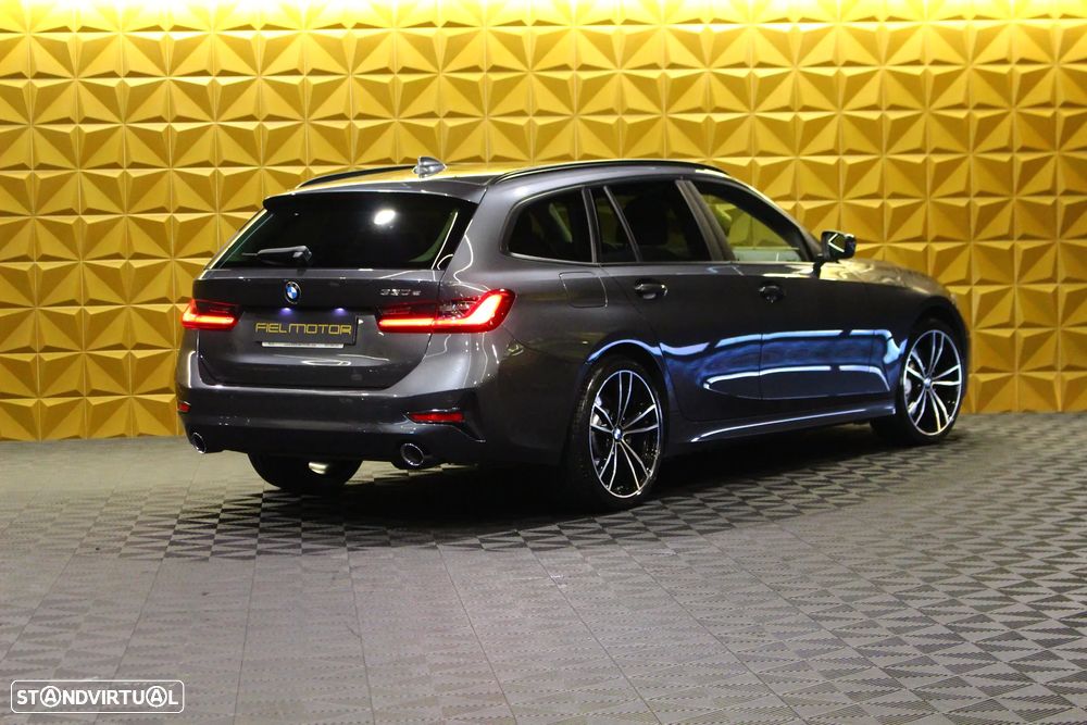 BMW 330 e Line Sport Auto - 12