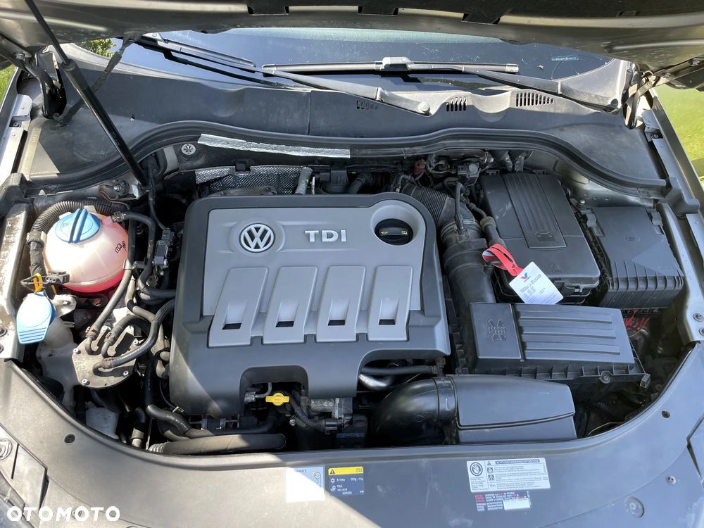 Volkswagen Passat 2.0 TDI Comfortline - 15