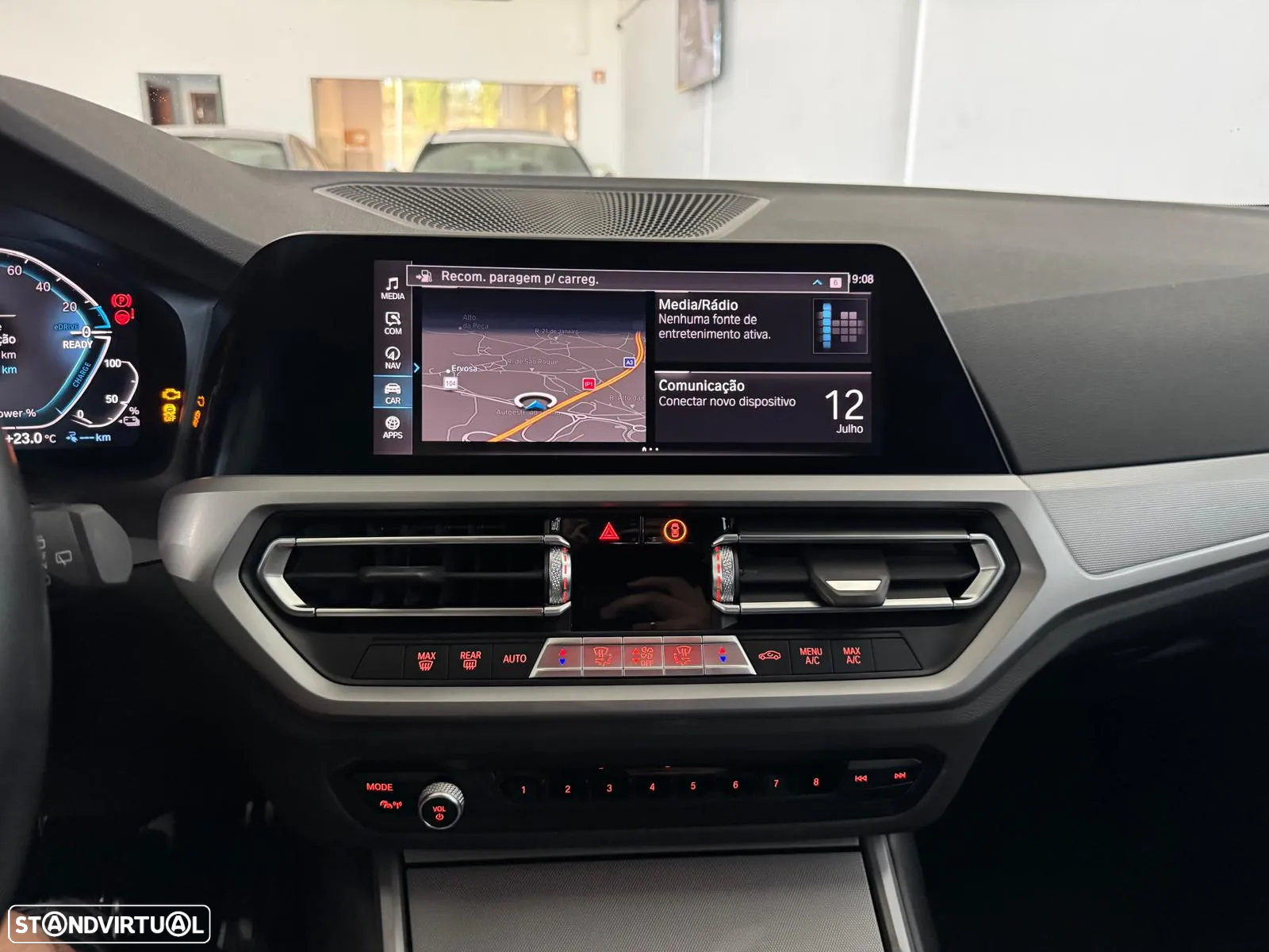 BMW 330 e Touring Pack M Auto - 23