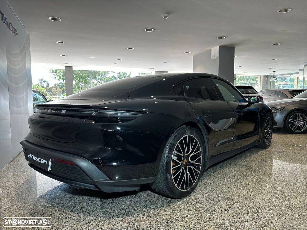 Porsche Taycan - 49