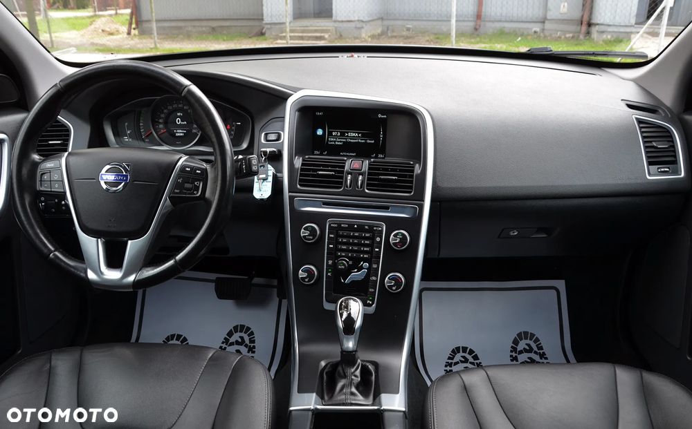 Volvo XC 60 D3 Geartronic Kinetic - 23