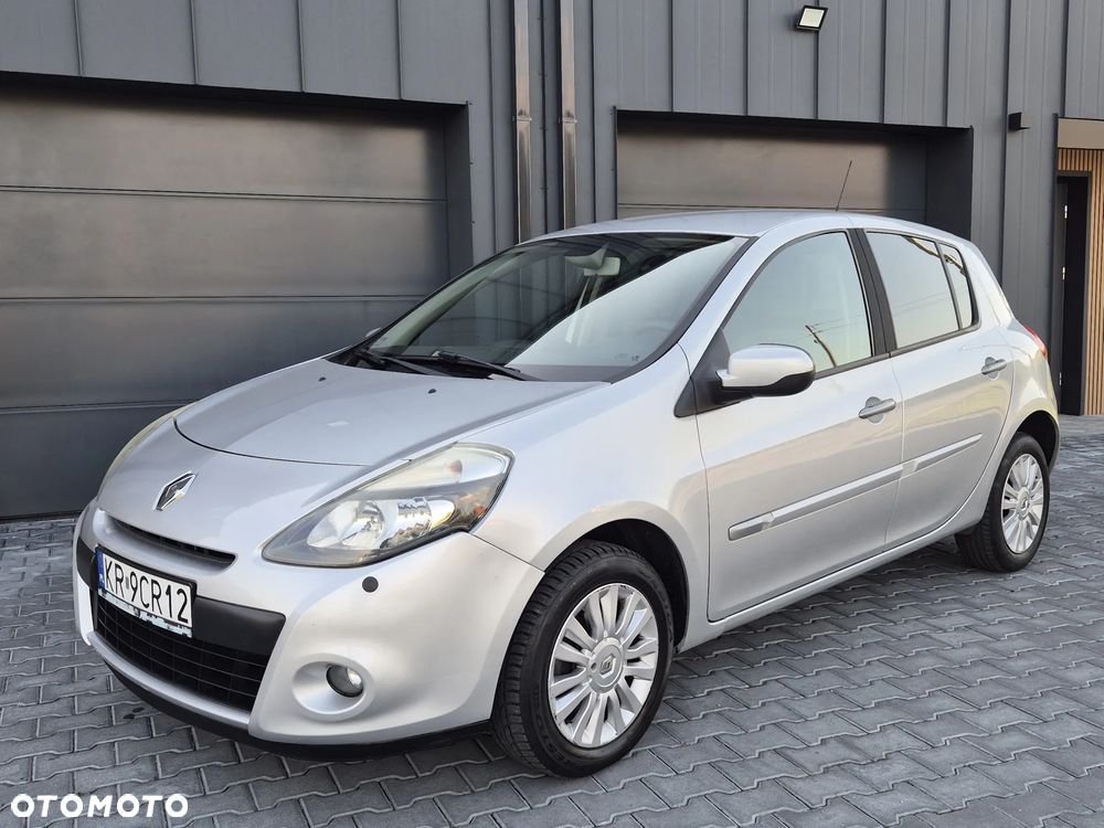Renault Clio - 2