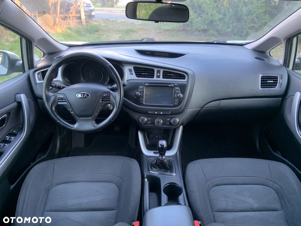 Kia Ceed 1.6 CRDi M - 5
