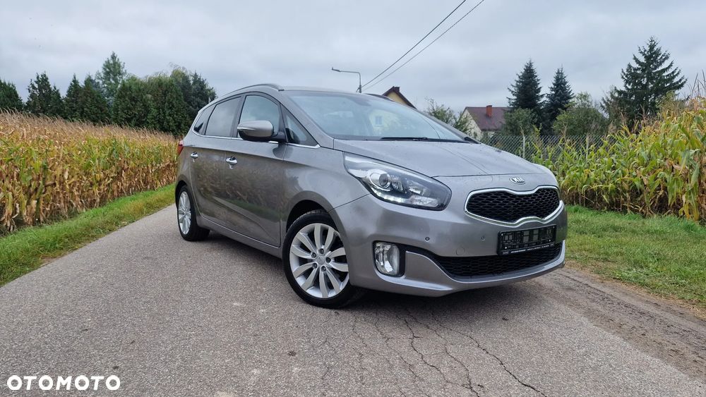 Kia Carens